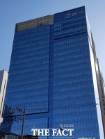  [TF이슈&주가] GS건설, 건설업 평균 대비 낮은 평가…'매수' 유지