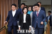  [TF이슈] '국회 정상화' 합의 뒤집은 한국당… '역풍' 맞나