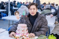  '시크릿' 박해진, 스태프 건강식 밥차 제공...얼굴도 마음도 '훈훈'