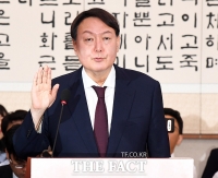  [TF이슈] 윤석열 '수사지휘 유지, 수사권 축소·폐지'…정부와 시각차