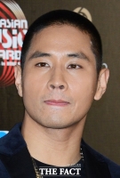  유승준, 17년 만에 韓 입국 허가받나...대법원 '원심 판결 파기'