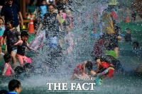  [오늘의 날씨] 한낮 최고 30도 '덥다 더워'…일부 지역 소나기