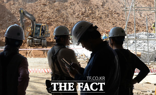 대한건설협회는 지난해 7월 근로시간 단축법 시행 이전에 계약된 공사 현장은 주 52시간 적용 대상에 포함시키지 말아달라는 내용의 건의문을 국회 환경노동위원회에 제출했다. 사진은 기사 내용과 관련 없음. /더팩트 DB