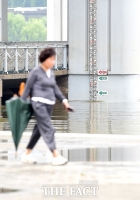  [오늘의 날씨] 전국이 흐리고 비 내린 뒤 낮부터 '반짝무더위'