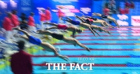 [TF포토] 수영대회의 꽃은 경영!...'혼신의 역영 펼치는 선수들'