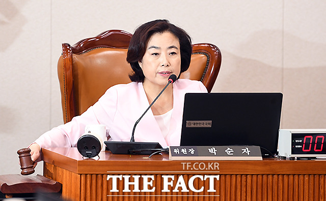 박순자 자유한국당 의원이 23일 한국당 윤리위원회로부터 당원권 정지 6개월 징계를 받았다. /이새롬 기자