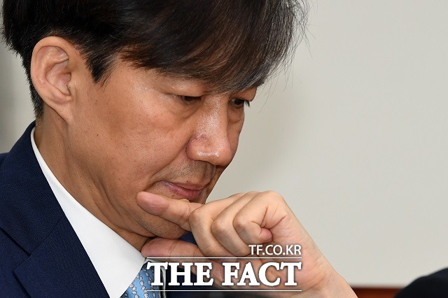 조 수석이 법무부 장관 후보자로 지명될 가능성이 크다. 공수처 등 검찰 개혁을 마무리하기 위해 문 대통령이 조 수석을 법무부 장관 후보자로 지명할 가능성이 크다는 관측이 나온다. /남윤호 기자