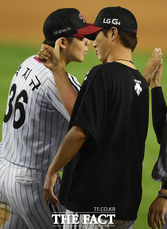 1일(목)에 열리는 2019시즌 한국프로야구(KBO)프로야구 3경기를 대상으로 한 야구토토 스페셜 74회차 투표율을 중간 집계한 결과, 참가자의 46.48%가 LG-키움(1경기)전에서 홈팀 LG의 근소한 우세를 전망했다./더팩트 DB