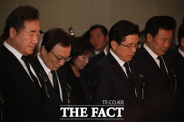 이낙연 국무총리, 이해찬 더불어민주당 대표, 황교안 자유한국당 대표, 손학규 바른미래당 대표(왼쪽부터)