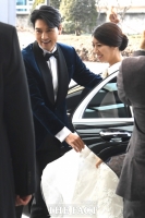  이필모·서수연 득남 '13시간 진통 끝에...'