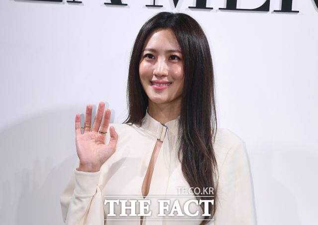 할리우드에서 활약 중인 배우 수현의 열애 소식이 알려졌다. /이동률 기자