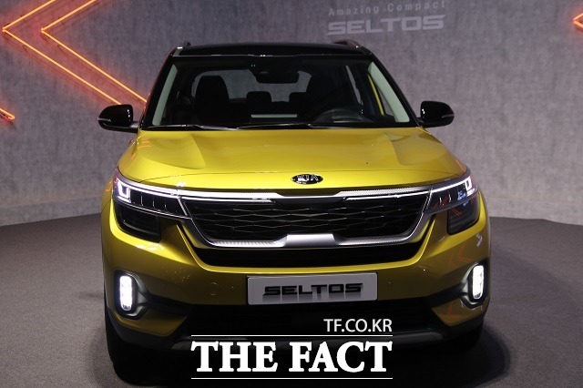 기아차가 최근 출시한 소형 SUV 셀토스가 지난 8월 내수 시장에서 RV 모델 가운데 가장 많은 6109대 판매된 것으로 집계됐다. /더팩트 DB