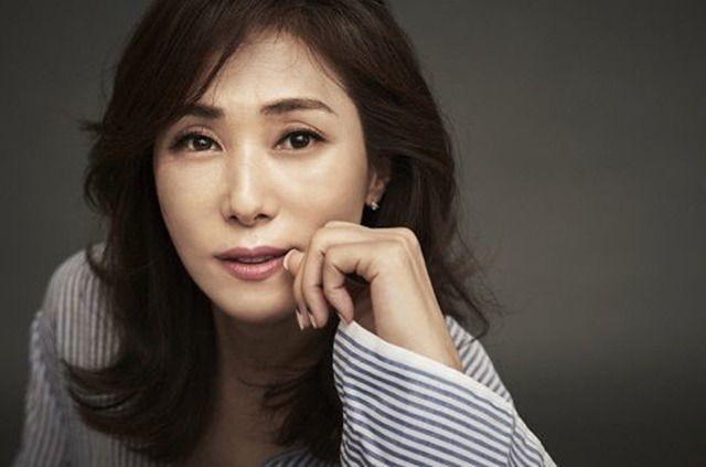 장혜진 소속사는 2일 장혜진 님은 올해 8월 초 남편 분(강승호 대표)과의 성격차이로 합의 이혼을 결정하게 되었으며, 현재 합의이혼의 모든 서류 처리가 끝난 상태라고 밝혔다. /젤리피쉬엔터 제공