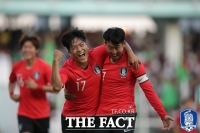  [대한민국-투르크메니스탄] '중앙' 황의조-황인범 부진, '측면' 나상호-이용이 살렸다