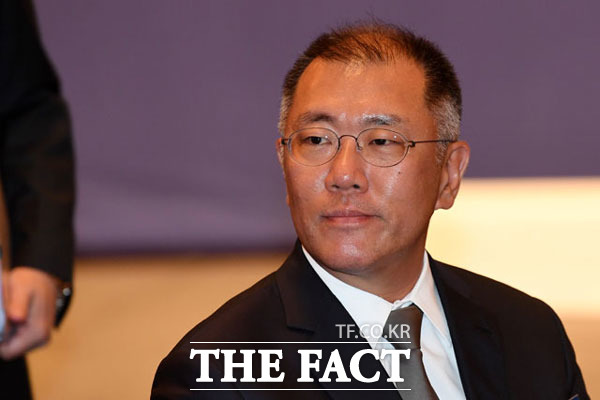 23일 현대차그룹에 따르면 정의선 총괄 수석부회장은 이날 미국 출장을 떠난다. 정의선 수석부회장은 미국 출장을 통해 현지 시장 상황을 점검하고 신규 투자 등에 대해서도 살펴볼 것으로 예상된다. /더팩트 DB