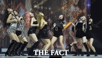 [TF포토] 트와이스, 무대를 사로잡는 '섹시한 무대~'