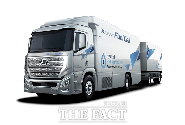 현대차는 현대 하이드로젠 모빌리티에 오는 2025년까지 매년 단계적으로 모두 1600대 규모의 수소전기 대형트럭을 공급한다는 계획이다. /현대차 제공