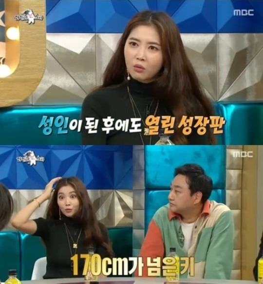 오윤아는 지난 25일 방송된 MBC 라디오스타에 출연해 스무 살이 넘어서까지 키가 자랐다며 원래 167cm 정도라고 생각하고 있었는데 성인이 되어서 키를 재 보니 170cm가 넘더라. 중학생일 때부터 사람들이 성인으로 착각했다고 밝혔다. /방송캡처