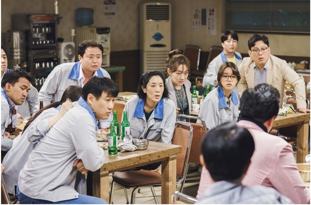 tvN 청일전자 미쓰리가 웃픈 이야기로 시청자의 마음을 사로잡았다. /tvN 제공