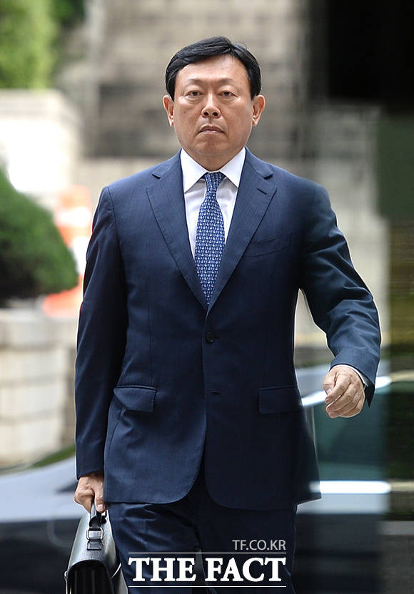 롯데그룹 측은 아직 신동빈 롯데그룹 회장의 국감 출석과 관련해 불출석 사유서 등을 준비하고 있지 않은 것으로 파악된다. /더팩트 DB