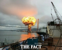  울산서 석유제품 운반선 폭발…9명 부상