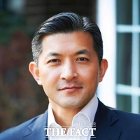  홍정욱 회장 '딸 대마 밀반입, 고개 숙여 사과'