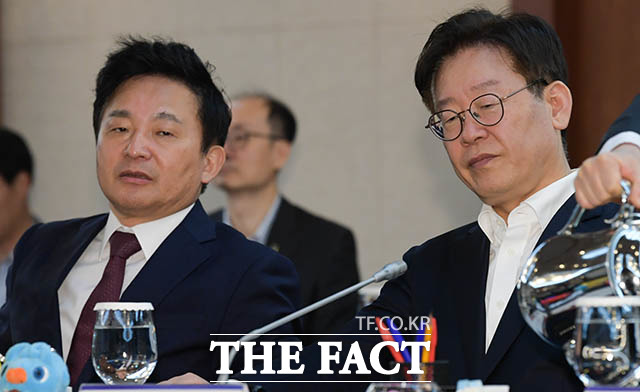원희룡 제주도지사(왼쪽)와 이재명 경기도지사