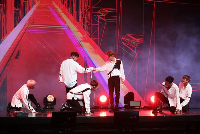 온앤오프의 신곡 WHY 안무는 멤버 유가 제작에 참여했다. /WM엔터테인먼트