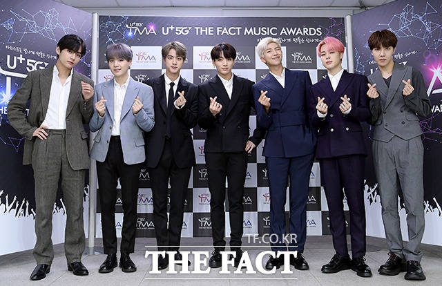 방탄소년단이 DNA 불타오르네에 이어 FAKE LOVE까지 총 3편의 6억뷰 뮤직비디오를 보유하게 됐다. /더팩트 DB