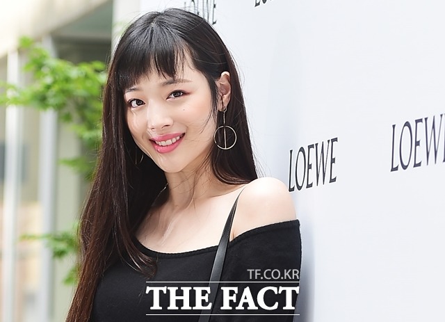 故 설리는 지난 14일 자택에서 숨진 채 발견됐다. 평소 우울증을 앓았던 것으로 알려져 안타까움을 더하고 있다. /더팩트DB