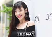  빅토리아 '설리야 사랑해, 잊지 않을게'