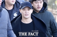  김준수, 제주 호텔 또 말썽…이번엔 사기 피해까지