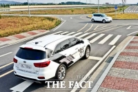  '앞차 서니 뒤차 우회' 현대모비스·KT '5G 커넥티드카' 기술 상용화 성큼