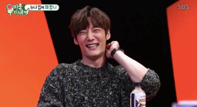 배우 최진혁이 집안의 가장으로서 관리를 혹독하게 했다고 밝혔다. /SBS 미운 우리 새끼 캡처