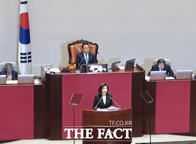 나경원 자유한국당 원내대표가 29일 국회 교섭단체 대표연설에서 문재인 정권 2년 반에 대한 심판은 이제 시작됐다고 강조했다. /국회=허주열 기자