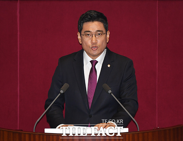 오신환 바른미래당 원내대표가 30일 오전 서울 여의도 국회에서 열린 본회의에 참석해 교섭단체 대표연설을 하고 있다. / 국회=배정한 기자