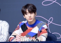  [TF초점] 접촉사고 일으킨 정국, 거센 '후폭풍'