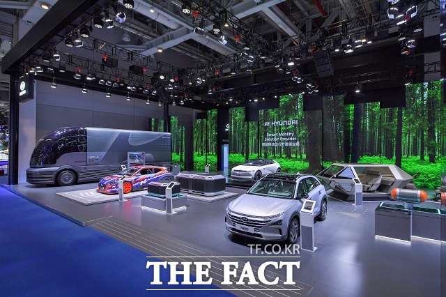 현대차와 제네시스 역시 이번 중국 국제 수입박람회에 참가해 다양한 차세대 모빌리티를 대거 공개하며 기술력을 뽐냈다. /현대차그룹 제공