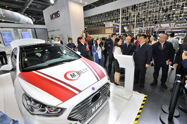 현대모비스가 지난 5일 중국 상하이에서 개막한 중국 국제 수입박람회에서 자체 부스 운영을 통해 현지 완성차 업체들을 대상으로 적극적인 영업활동을 벌이고 있다. /현대모비스 제공