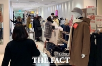  [TF현장] 유니클로 '히트텍 승부수' 매진 행렬…불매운동 막 내리나