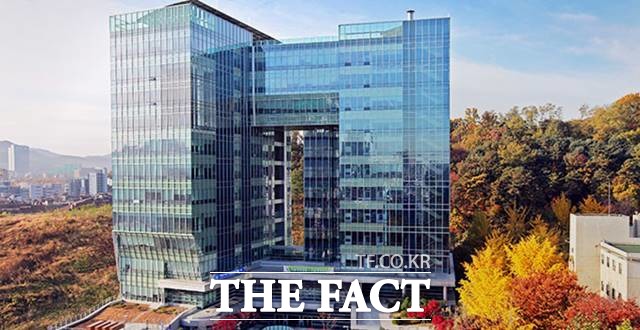 서울행정법원이 변리사 시험 한 문제의 오류를 인정했다. 사진은 서울행정법원 전경/더팩트 DB