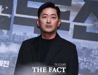 [TF포토] 하정우, '믿고 보는 재난 전문 배우'