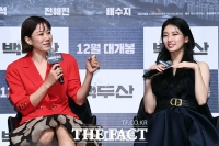 [TF포토] 전혜진-수지, '보기만 해도 미소 가득'