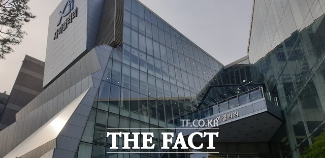 GS건설은 21일 모든 통신사 음성 엔진과 연동이 가능한 빅데이터 기반의 자이 AI 플랫폼을 선보였다. 사진은 서울 강남구 대치동 소재 자이 갤러리 / 윤정원 기자