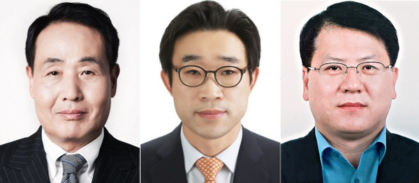 현대백화점그룹이 기존 50년대생에서 60년대생으로 최고 경영진들의 세대교체를 실시한다. 왼쪽부터 김형종 현대백화점 사장, 윤기철 리바트 사장, 김민덕 한섬 사장 내정자. /현대백화점그룹 제공