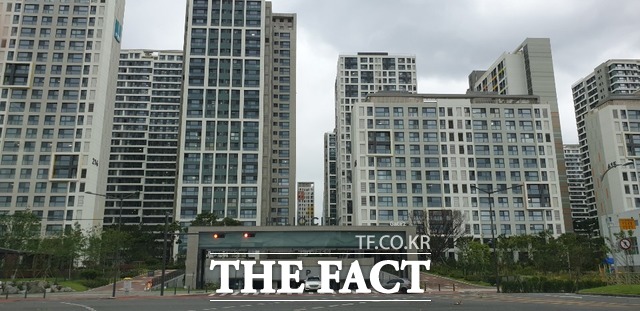 전용면적 39㎡ 기준 신혼부부는 임대보증금 9920만 원, 월 임대료 34만7200원에 송파 헬리오시티 입주가 가능하다. / 윤정원 기자