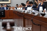  개인정보법 '데이터 3법' 중 처음으로 행안위 통과…금융업계 촉각