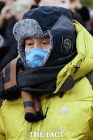  황교안 단식 중단...'한국당 필리버스터 돌입'