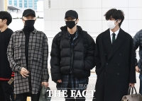 [TF포토] RM-정국-뷔, '보기만해도 흐뭇한 세 남자'