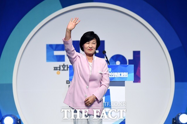 문재인 대통령이 5일 법무부 장관 후보자에 추미애 더불어민주당 의원을 내정했다. /남윤호 기자